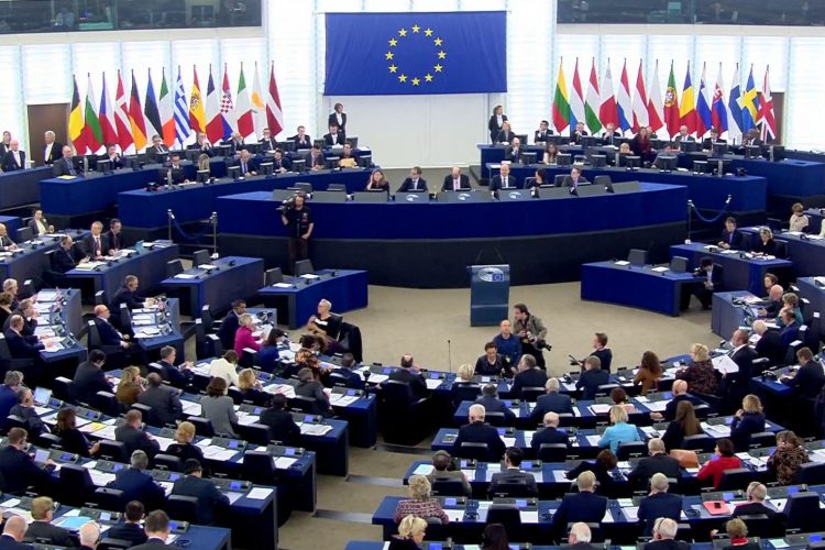 Parlamento Europeu discute hoje futuro pós-Brexit