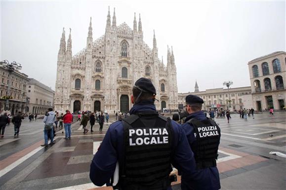 Jornal diz que Milão recebeu alerta de terrorismo no réveillon