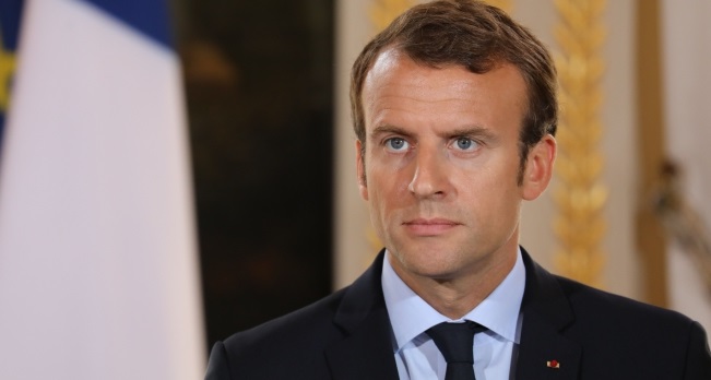 Macron acusa Itália de ‘cinismo’ ao barrar migrantes