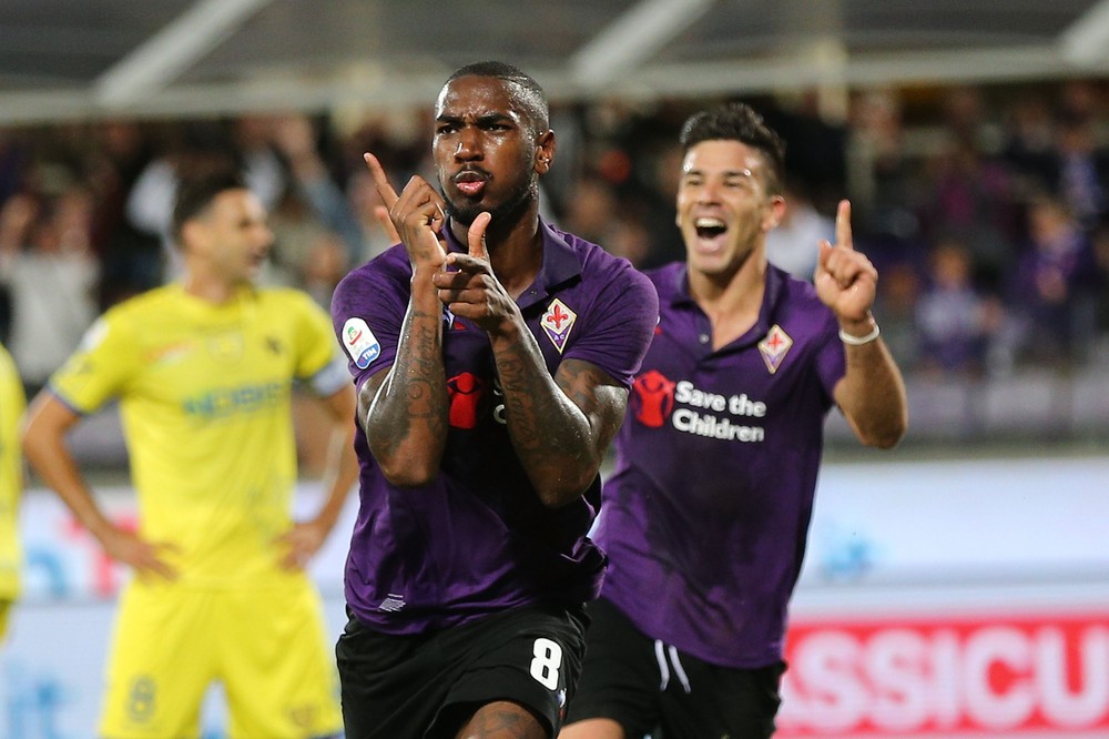 Gerson marca, dá assistência em estreia e Fiorentina atropela o Chievo