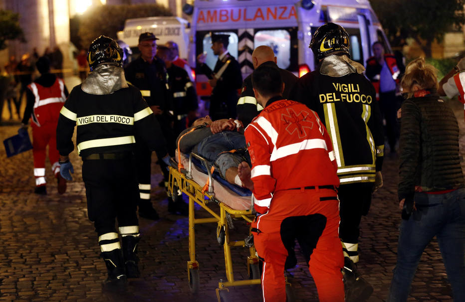Acidente em escada rolante de metrô em Roma deixa feridos