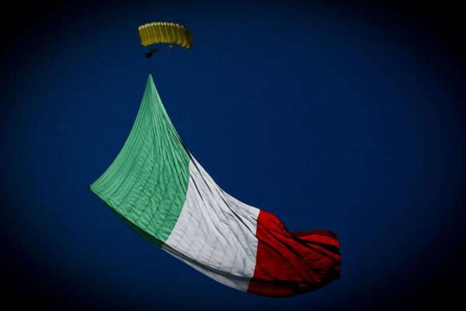 Consulado em Milão apresenta cartilha para quem busca cidadania italiana