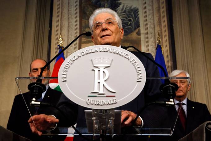 Dia crucial na Itália: formação de novo governo ou novas eleições?
