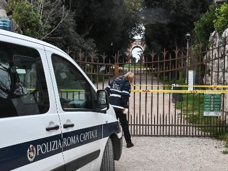Itália fecha parques públicos e anuncia novas medidas restritivas para conter coronavírus