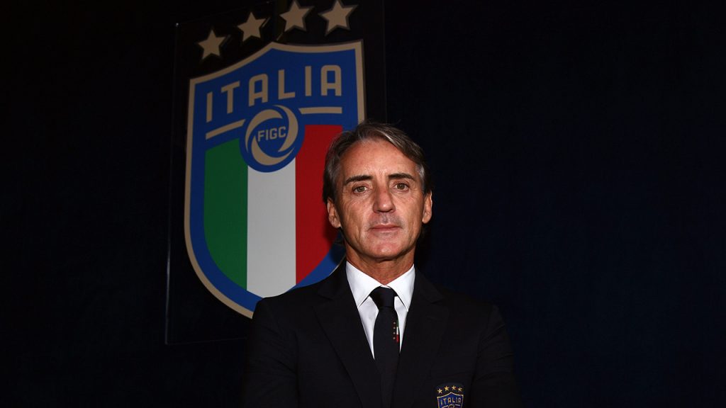 Mancini pede desculpas por publicar charge negacionista em rede social