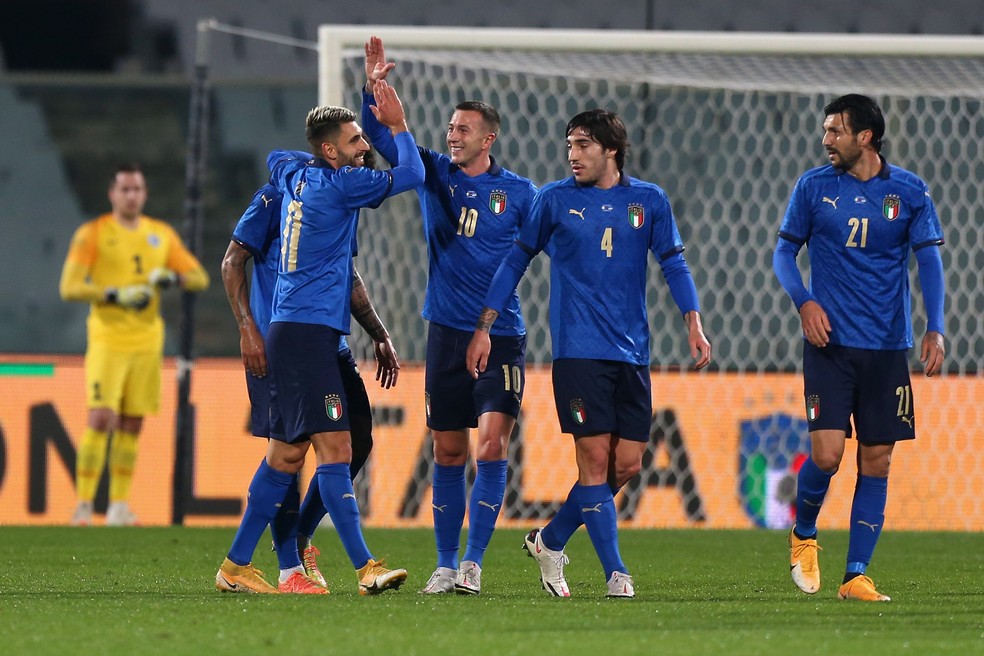 Itália de Mancini consegue nova vitória ao derrotar a Estônia por 4 a 0 em amistoso