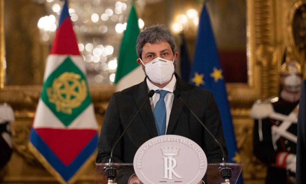 Presidente da Câmara inicia consultas com partidos para formação de novo governo na Itália
