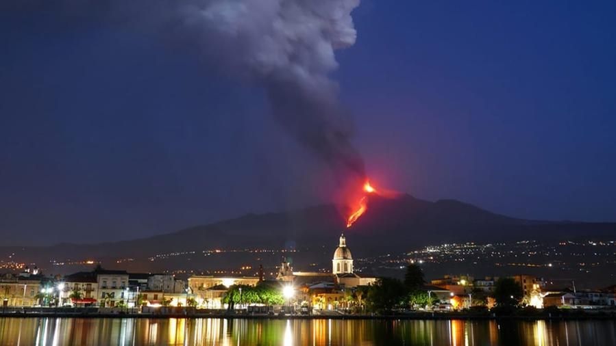 Recentes atividades fazem com que vulcão Etna cresça cerca de 30 metros