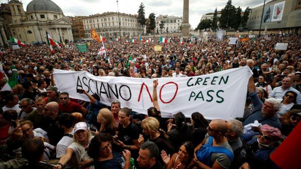 Partidos de centro e esquerda apresentam moções pedindo dissolução de grupo neofascista na Itália