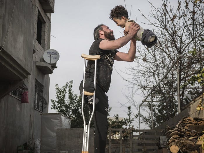 Concurso internacional de fotografia de Siena premia imagem que retrata cicatrizes da guerra na Síria