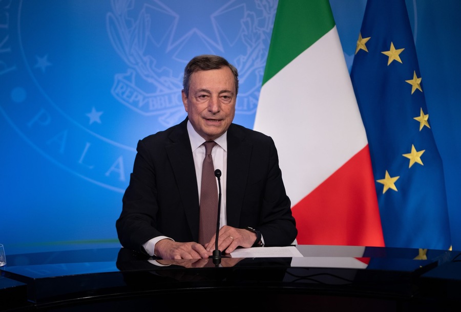 Primeiro-ministro da Itália pede cautela máxima com difusão da variante Ômicron no país
