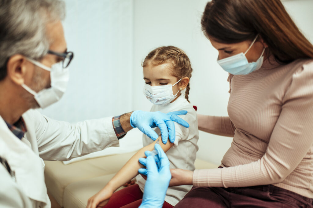Itália ultrapassa marca de 100 mil crianças entre 5 e 11 anos vacinadas contra covid