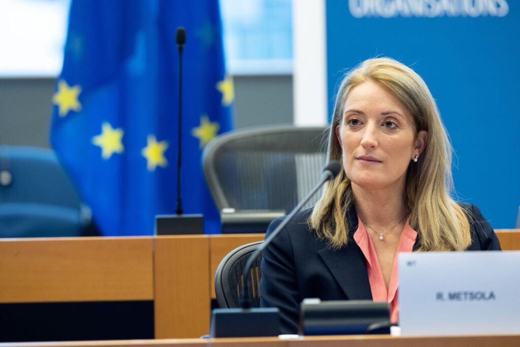 Deputada maltesa Roberta Metsola é eleita presidente do Parlamento Europeu