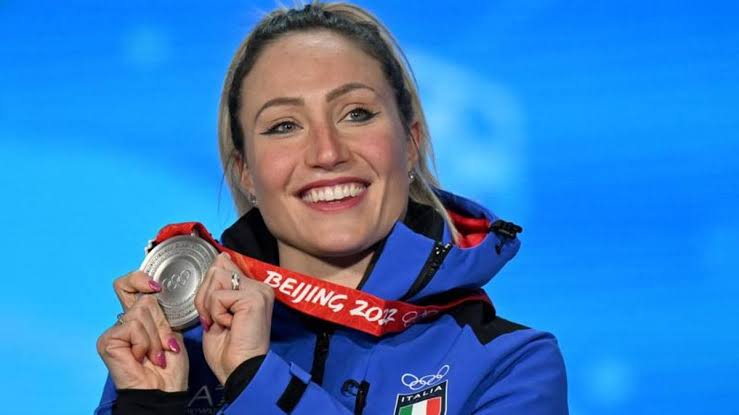 Patinadora Lollobrigida será a porta-bandeira da Itália no encerramento dos Jogos de Pequim