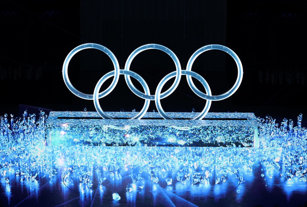Cerimônia de abertura das Olimpíadas de Inverno é marcada por show de luzes em Pequim