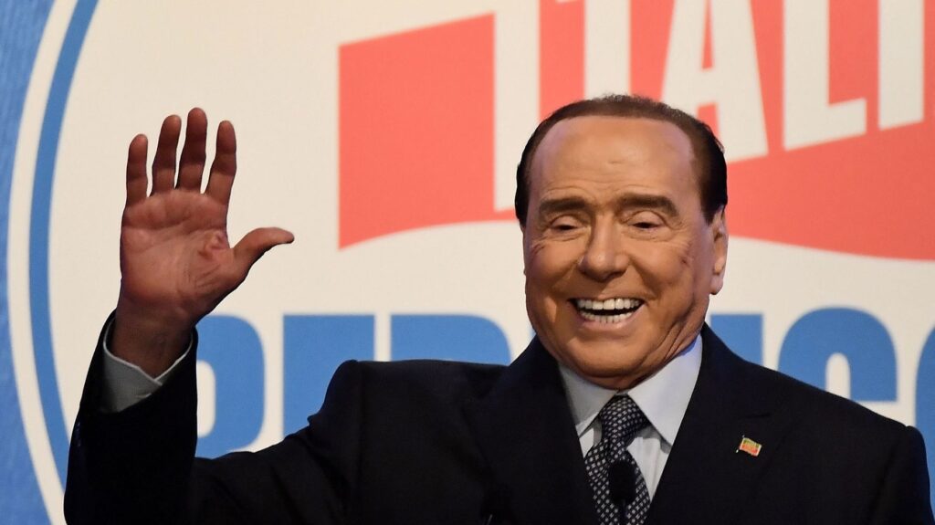 Berlusconi afirma que sua coalizão irá aprovar lei para proibir recursos judiciais contra absolvições