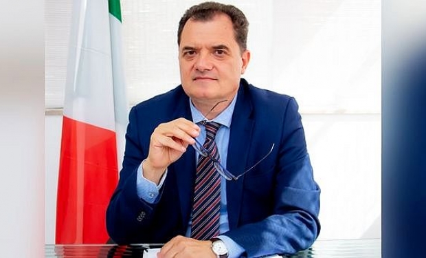 Coluna Fabio Porta – Una politica ‘contro’