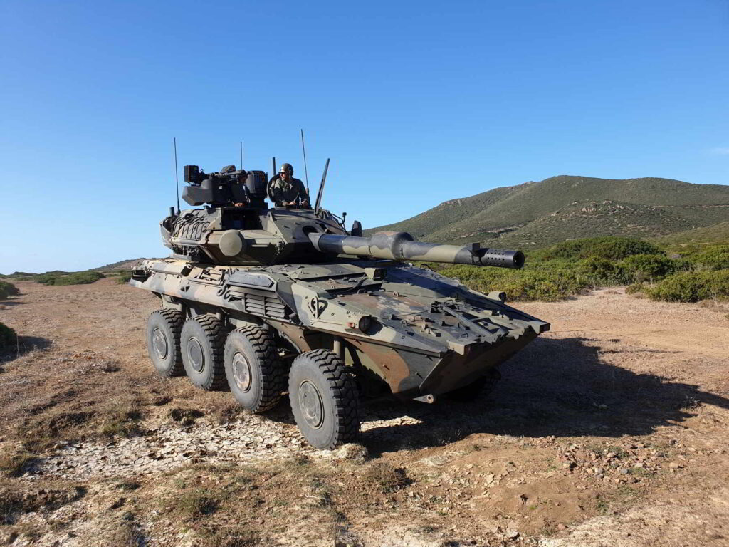 Consórcio Leonardo-Iveco vence licitação para fornecer blindados ao exército brasileiro