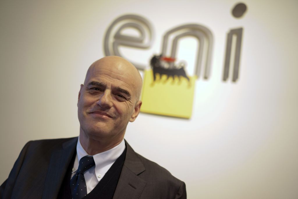 CEO da ENI afirma que Itália substituirá 100% do gás russo em 2025