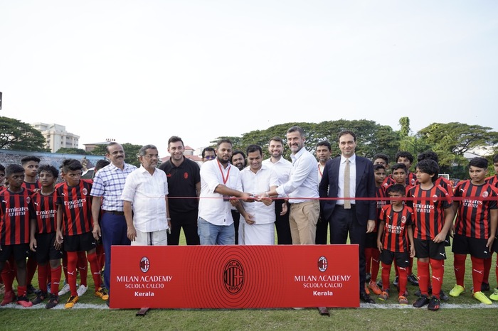 Milan inaugura primeira escola de futebol de um time europeu na Índia