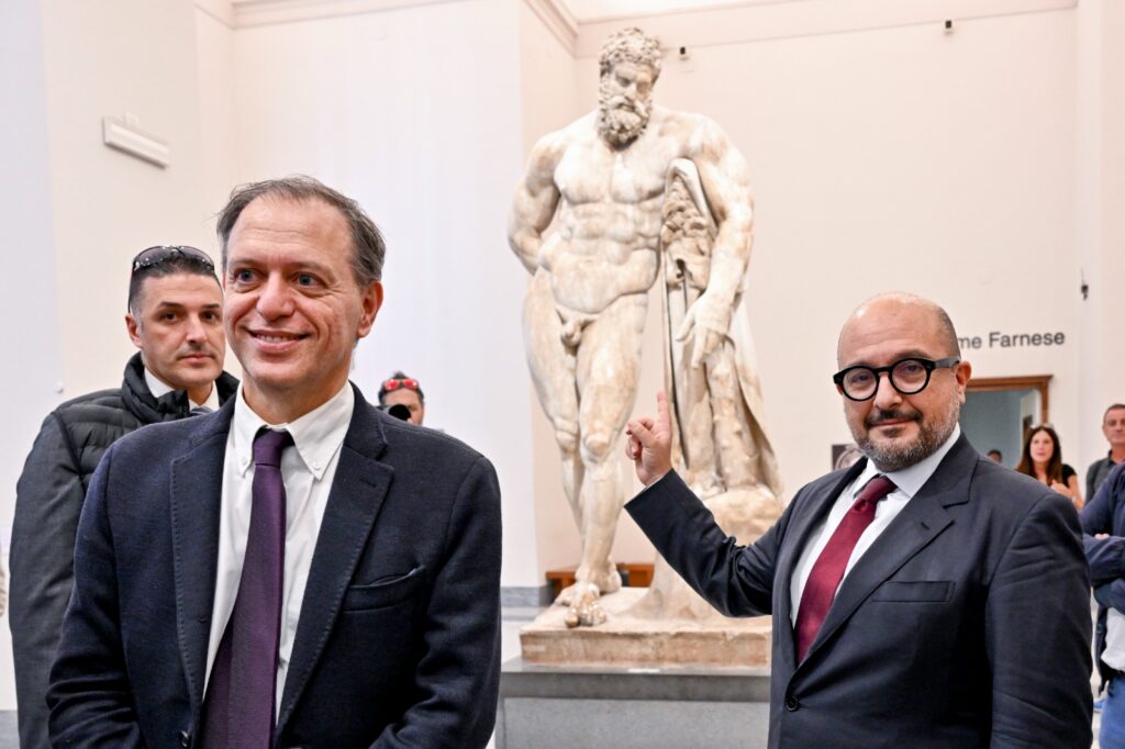 Novo ministro da Cultura da Itália mantém domingos gratuitos em museus