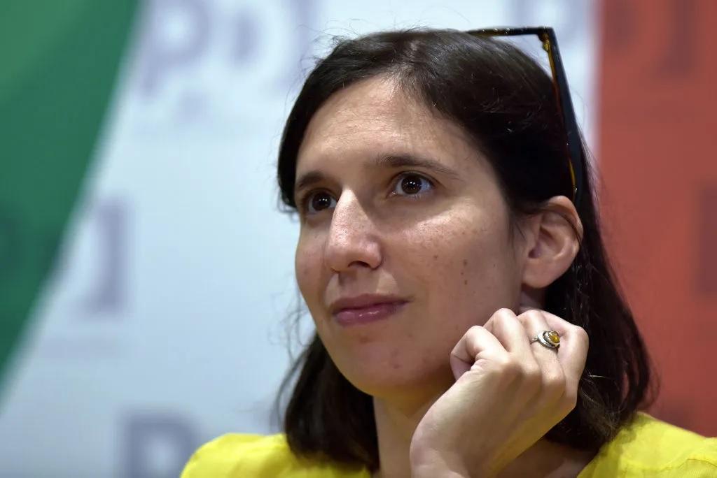 Irmã de diplomata italiana alvo de ataque em Atenas disputará liderança do PD