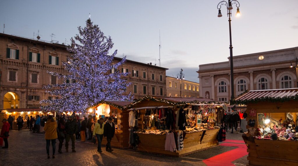 Província de Pesaro e Urbino promoverá eventos natalinos em 22 vilarejos históricos 