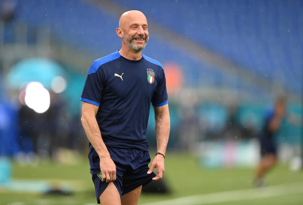 Funeral de Gianluca Vialli, ídolo do futebol italiano, será realizado de forma privada