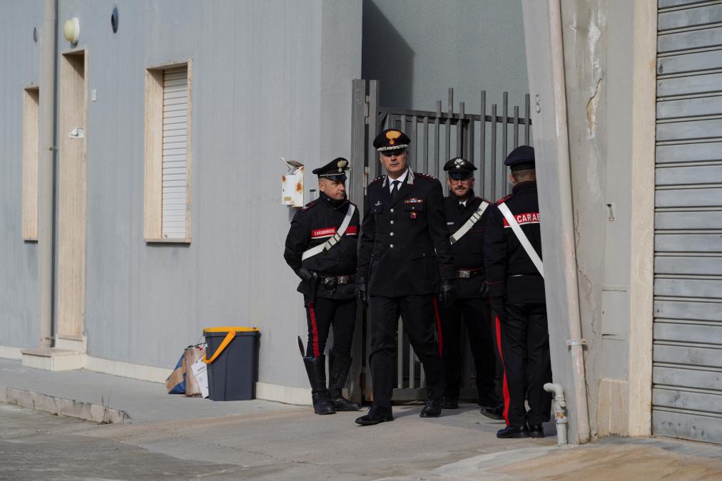 Polícia da Itália encontra ímãs de ‘O Poderoso Chefão’ em covil de Matteo Messina Denaro