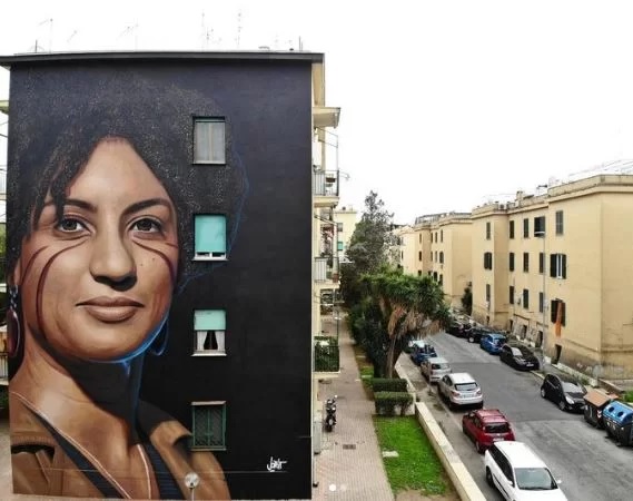 Artista de rua italiano Jorit cria mural em Roma em homenagem a Marielle Franco