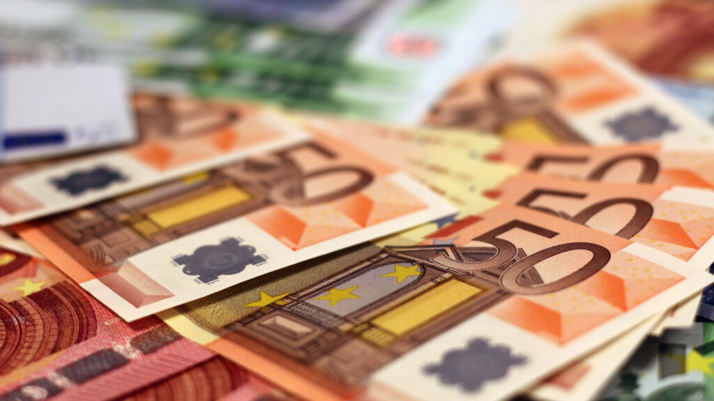 Economia do país tem apresentado desempenho acima do esperado, diz Banco da Itália