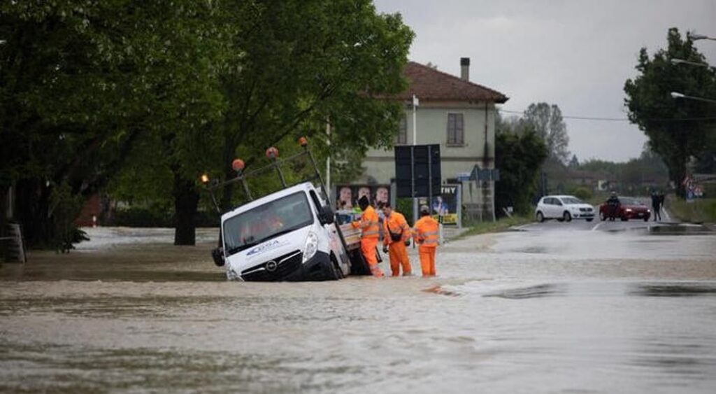Economia da Itália pode sofrer desaceleração devido aos efeitos das inundações