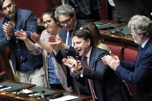 Câmara dos Deputados da Itália aprova criação de CPI sobre gestão da pandemia