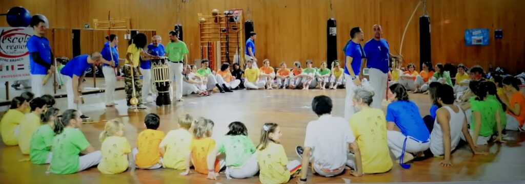 Fundador da Escola Regional Capoeira, Mestre Branco leva a arte para Itália