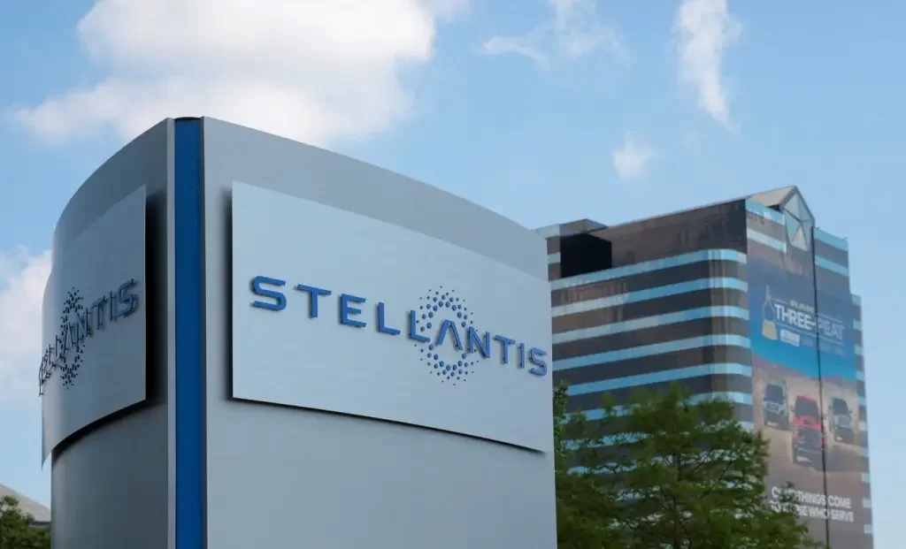 Grupo automotivo Stellantis anuncia reestruturação de serviços financeiros no Brasil