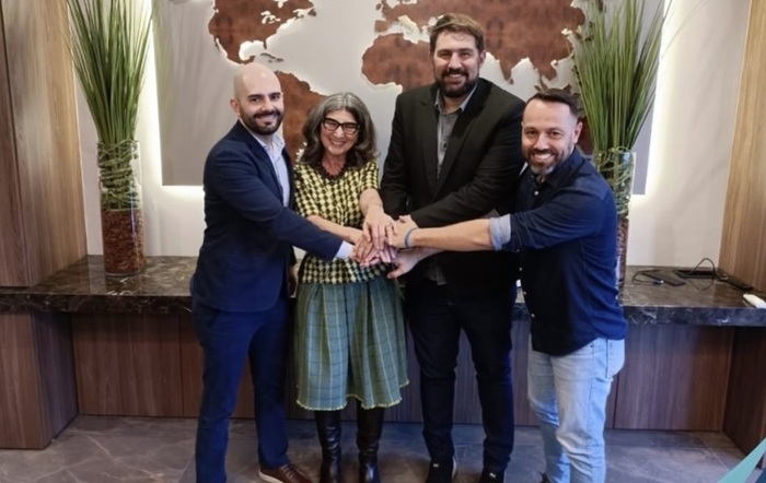 Cônsul da Itália em Curitiba se reúne com representantes da prefeitura da capital paranaense