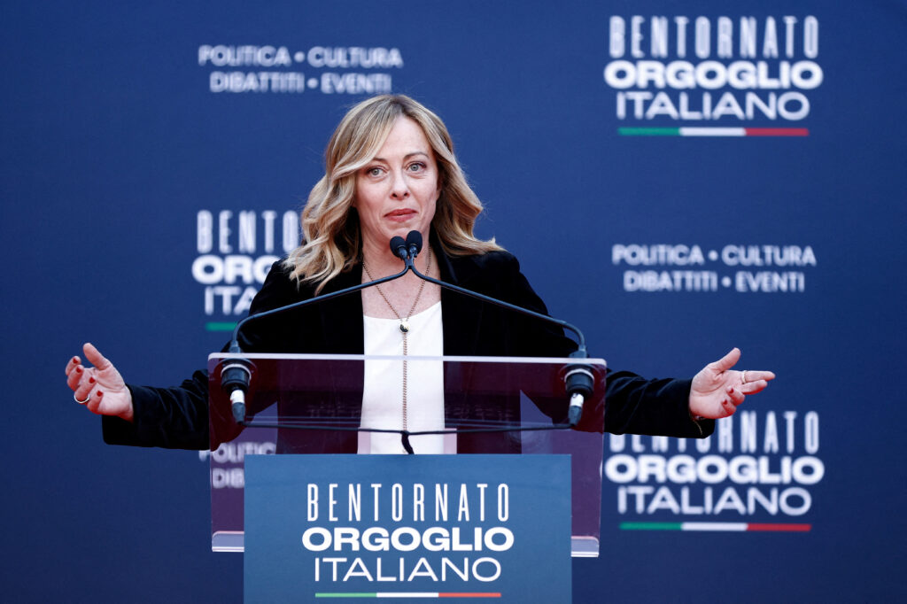 Premiê da Itália critica influenciadora Chiara Ferragni por multa por prática comercial desleal