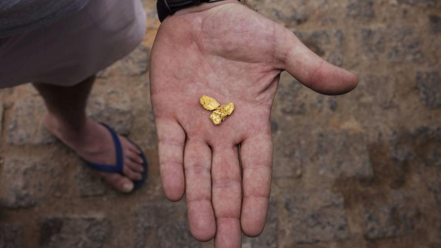 Delegado da PF é preso por contrabando de ouro da Amazônia para joalherias na Itália
