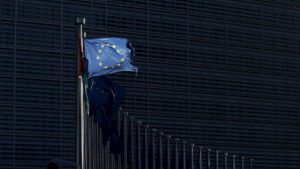 UE chega a acordo de princípios sobre a 13ª rodada de sanções contra a Rússia